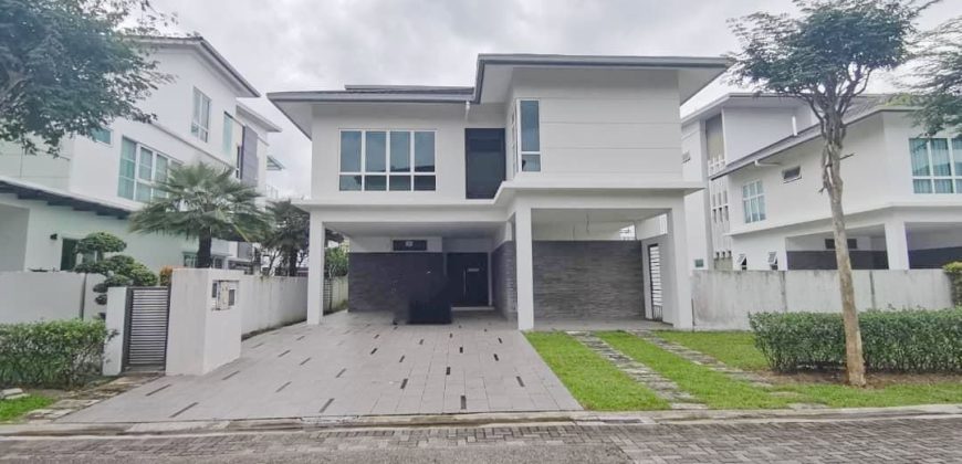 Isola Villa @ Senibong Cove – 3 Storey End Lot Bungalow House – FOR SALE