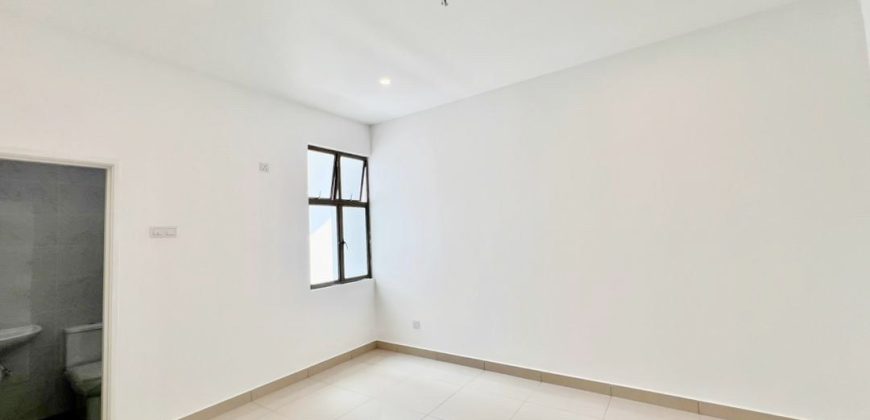 Rini Homes 8 @ Mutiara Rini – 2 Storey Terrace House – FOR SALE