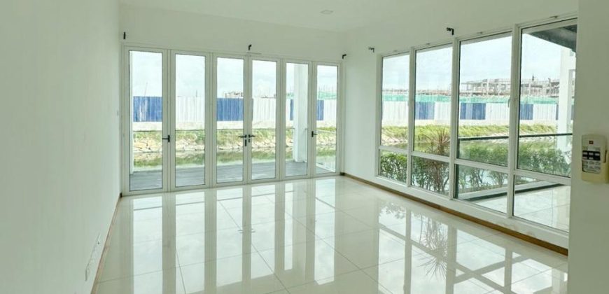 Isola Villa @ Senibong Cove – 3 Storey End Lot Bungalow House – FOR SALE