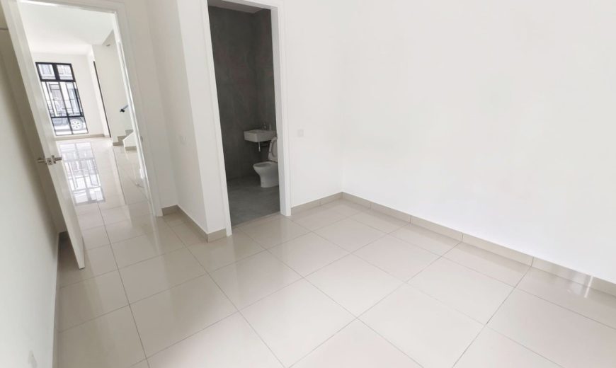 Setia Tropika – 2 Storey Cluster House – FOR SALE