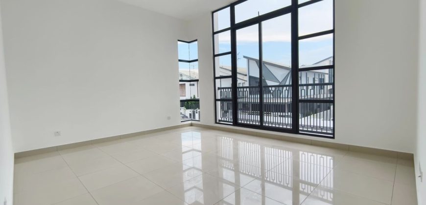 Setia Tropika – 2 Storey Cluster House – FOR SALE