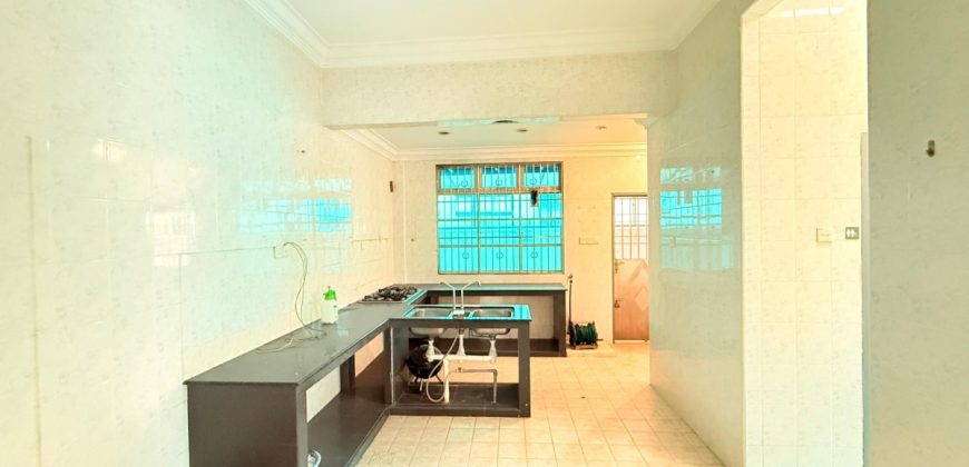 Taman Pelangi Indah @ Ulu Tiram – 2 Storey Corner Semi Detached House – FOR SALE