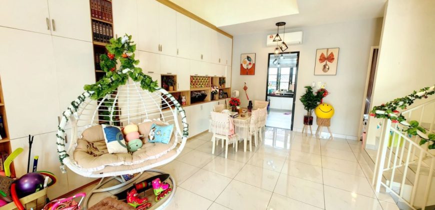 Eco Botanic – 2.5 Storey Superlink House – FOR SALE