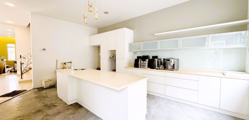 Bandar Dato Onn – 2 Storey Semi Detached House – FOR RENT