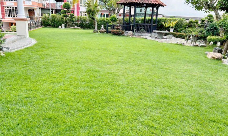 Redang Villa @ Taman Molek – 3 Storey Corner Semi Detached House – FOR SALE