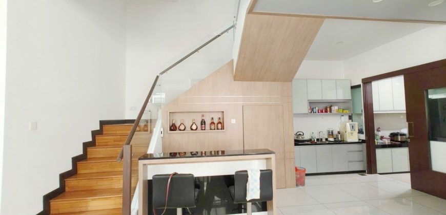 Straits View Residences @ Permas Jaya – 2.5 Storey Semi Detached House – FOR SALE