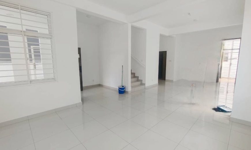 Taman Ponderosa @ Molek – 2 Storey Semi Detached House – FOR SALE