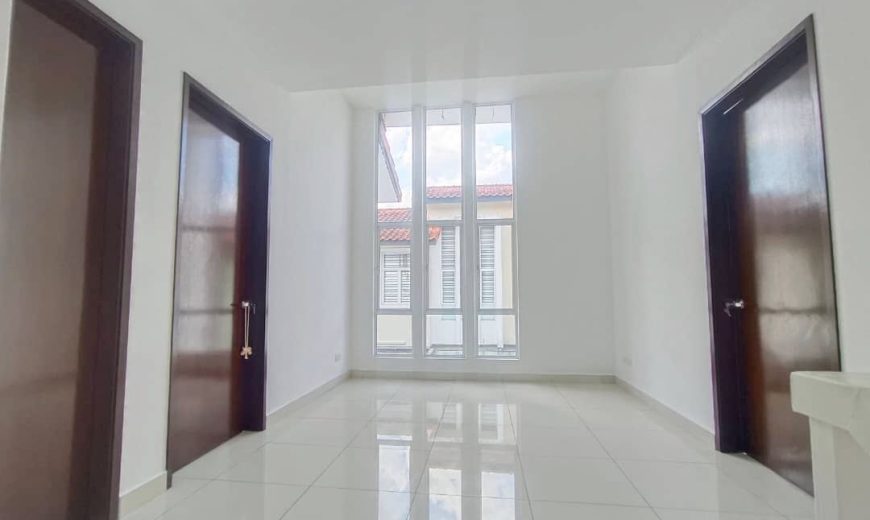 Taman Ponderosa @ Molek – 2 Storey Semi Detached House – FOR SALE