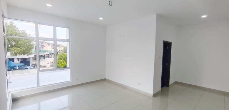 Taman Ponderosa @ Molek – 2 Storey Semi Detached House – FOR SALE