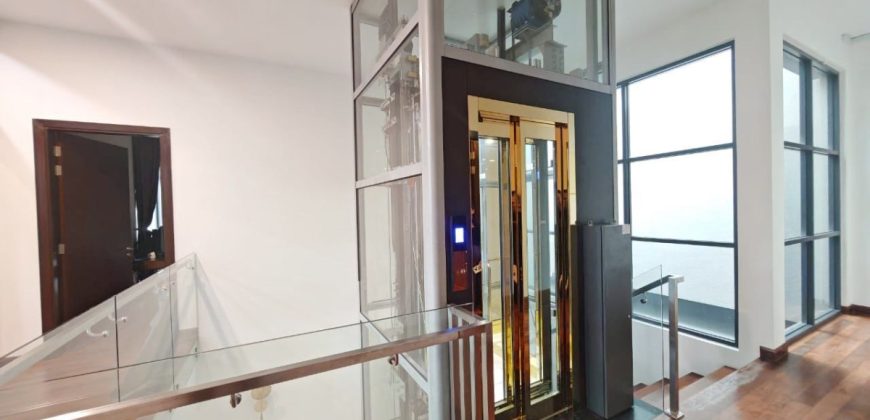 Horizon Hills – 3 Storey Bungalow House – FOR SALE