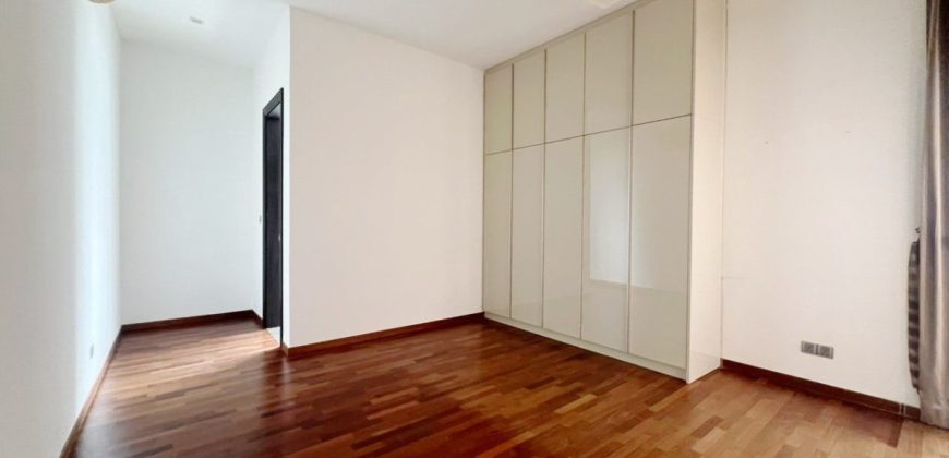 Horizon Hills – 3 Storey Bungalow House – FOR SALE