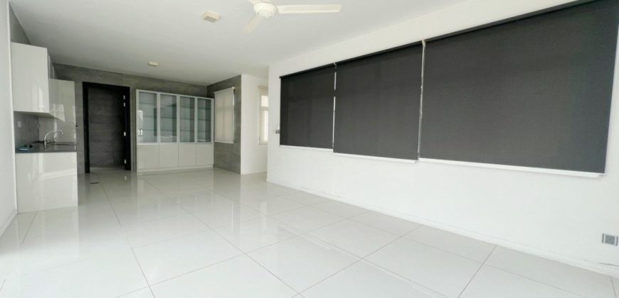 Horizon Hills – 3 Storey Bungalow House – FOR SALE