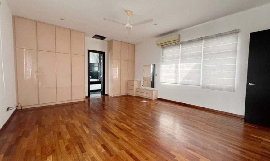 Horizon Hills – 3 Storey Bungalow House – FOR SALE