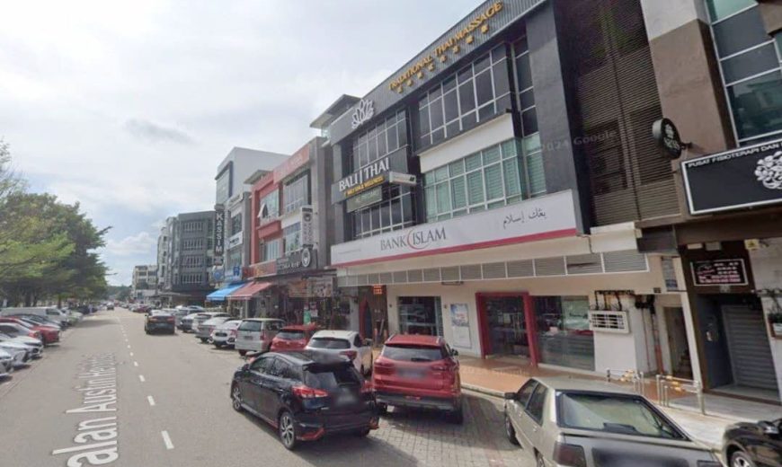 Mount Austin – 3 Storey Shoplot – FOR SALE