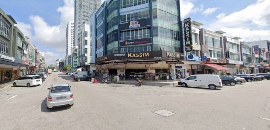 Mount Austin – 3 Storey Shoplot – FOR SALE