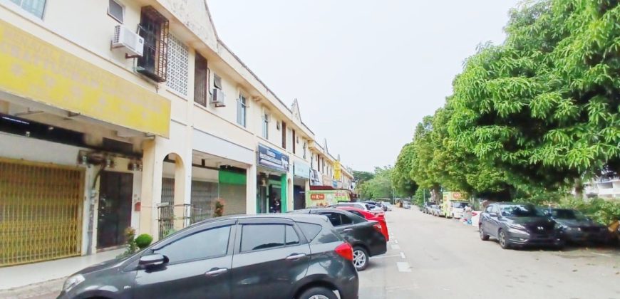 Taman Pulai Utama – Corner Shop Lot – FOR SALE