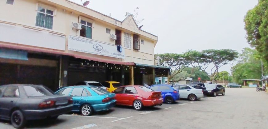 Taman Pulai Utama – Corner Shop Lot – FOR SALE