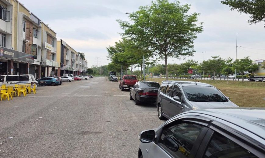 Taman Sierra Perdana – 3 Storey Shoplot – FOR SALE