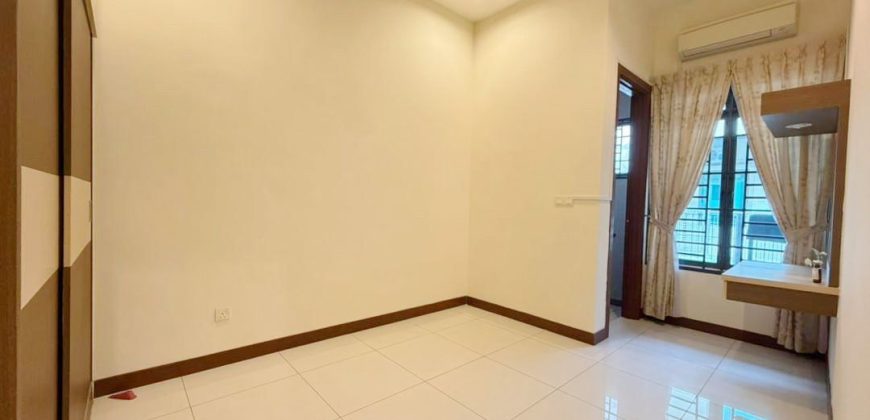 East Ledang – 2 Storey Superlink House – FOR SALE