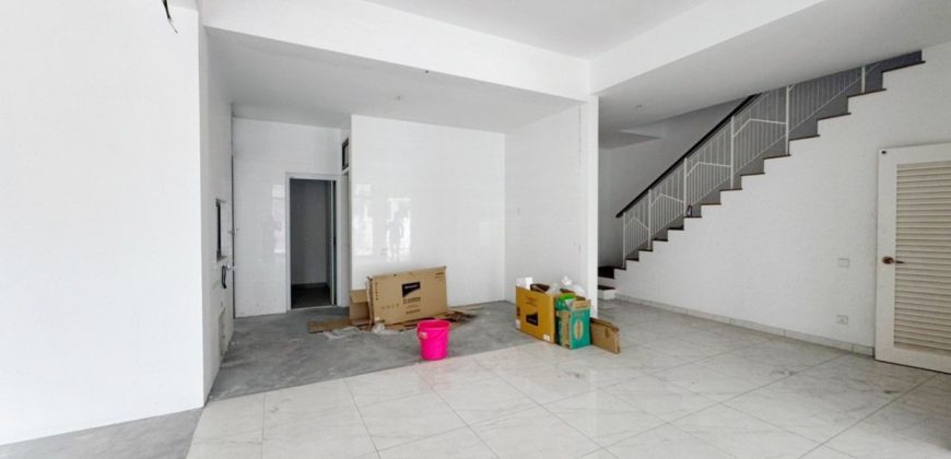 Setia Tropika – 2 Storey End Lot Cluster House – FOR SALE
