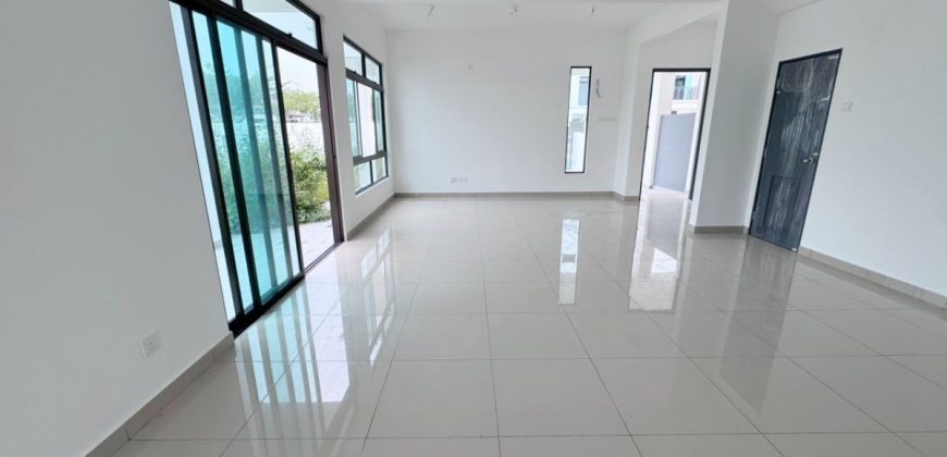 Taman Austin Duta – 2 Storey Corner Terrace House – FOR SALE