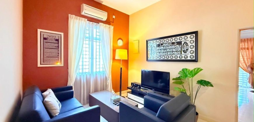 Taman Kempas Utama – 2 Storey End Lot Terrace House – FOR SALE