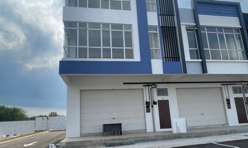 Taman Denai Alam @ Pasir Gudang – 3 Storey Shoplot – FOR RENT