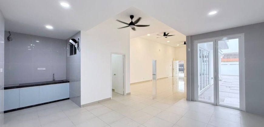 Taman Ungku Tun Aminah – Single Storey Semi Detached House – FOR SALE
