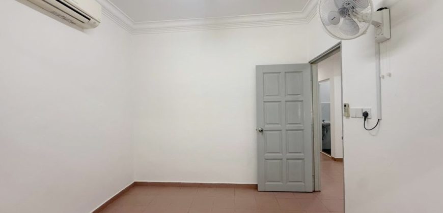 Taman Universiti – Single Storey Terrace House – FOR SALE