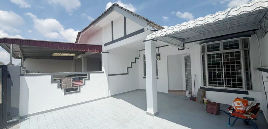 Taman Universiti – Single Storey Terrace House – FOR SALE