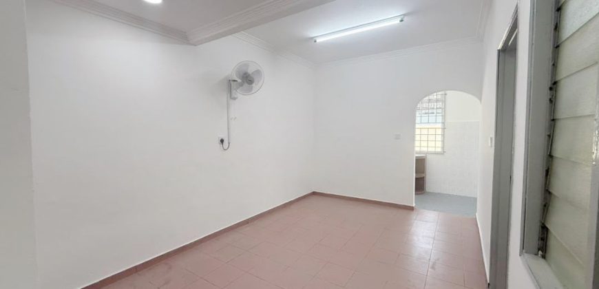 Taman Universiti – Single Storey Terrace House – FOR SALE