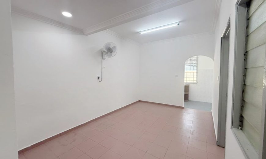 Taman Universiti – Single Storey Terrace House – FOR SALE