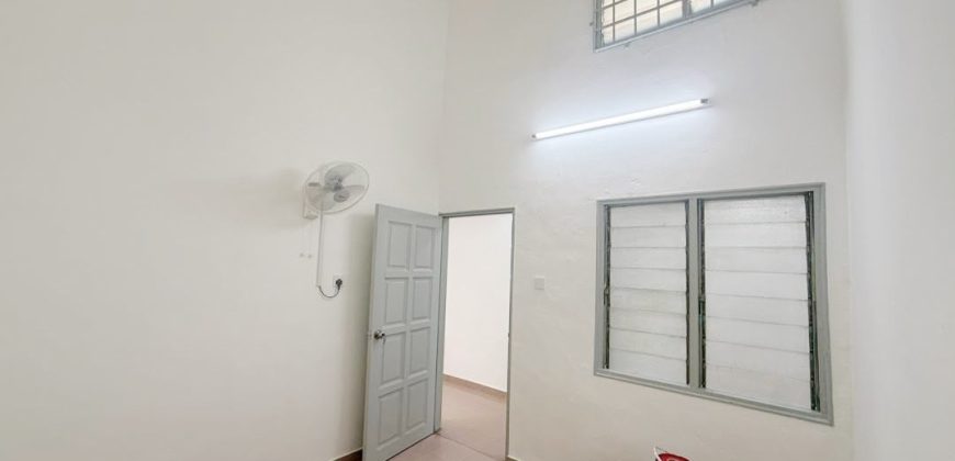 Taman Universiti – Single Storey Terrace House – FOR SALE