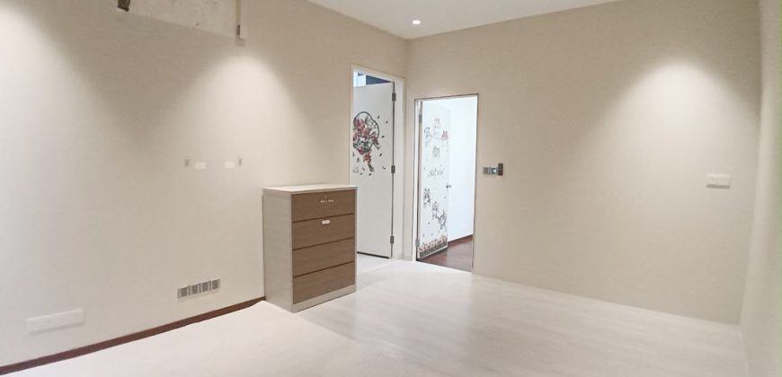 Horizon Hills – 3 Storey Bungalow House – FOR SALE