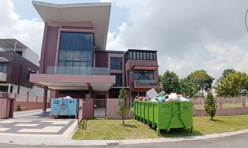 Horizon Hills – 3 Storey Bungalow House – FOR SALE