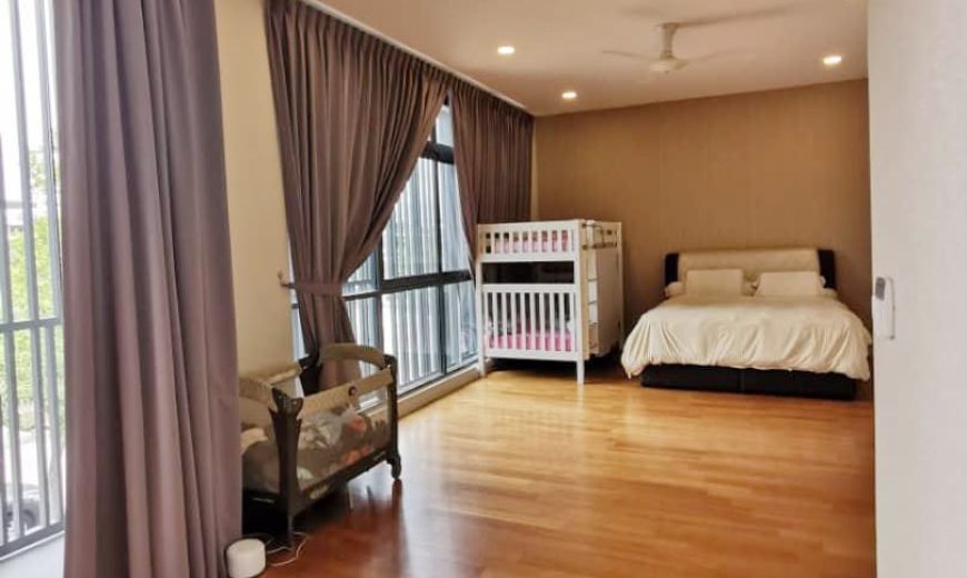 East Ledang – 2 Storey Corner Bungalow House – FOR SALE