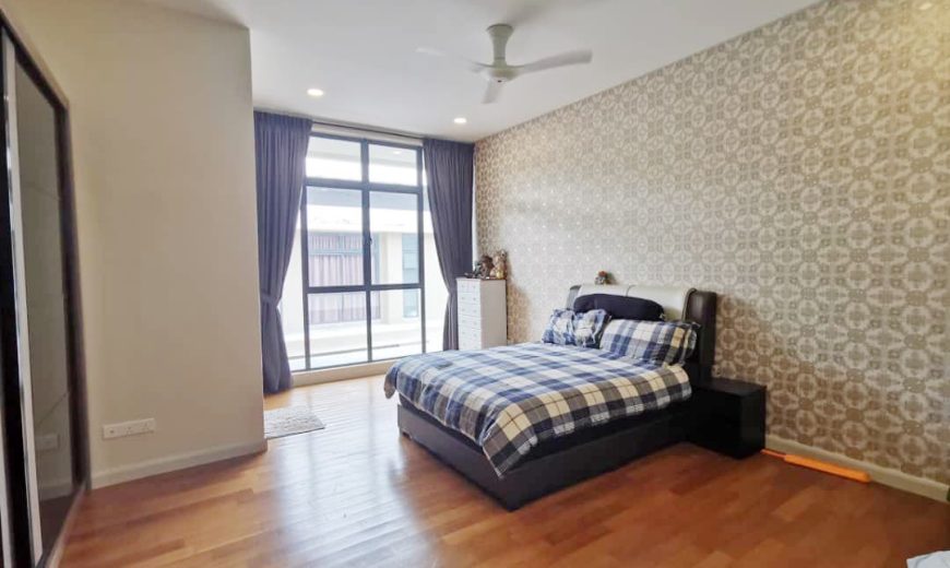 East Ledang – 2 Storey Corner Bungalow House – FOR SALE