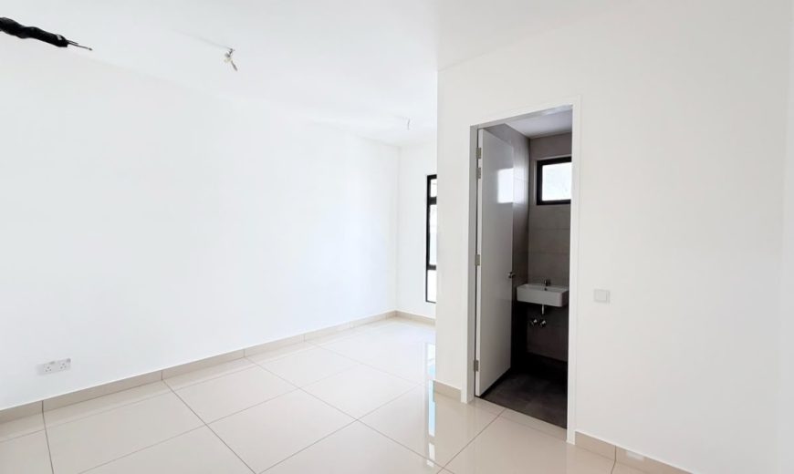 Setia Tropika – 2 Storey Corner Semi Detached House – FOR SALE