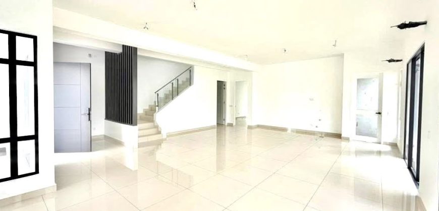 Setia Tropika – 2 Storey Semi Detached House – FOR SALE