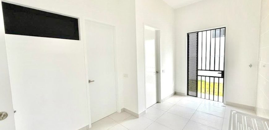 Setia Tropika – 2 Storey Semi Detached House – FOR SALE