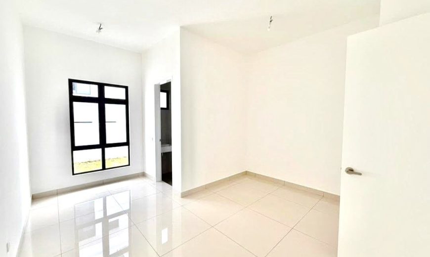 Setia Tropika – 2 Storey Semi Detached House – FOR SALE