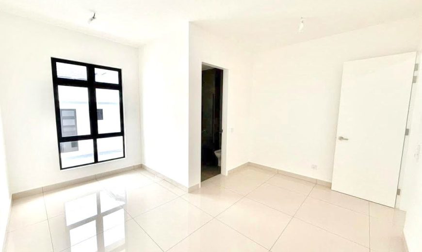 Setia Tropika – 2 Storey Semi Detached House – FOR SALE