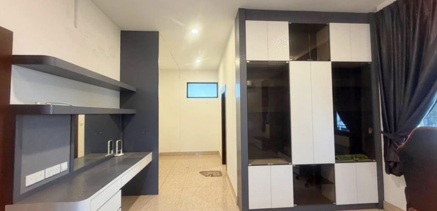 Horizon Hills – 2 Storey Bungalow House – FOR SALE
