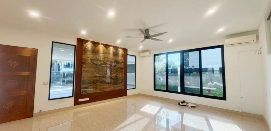 Horizon Hills – 2 Storey Bungalow House – FOR SALE