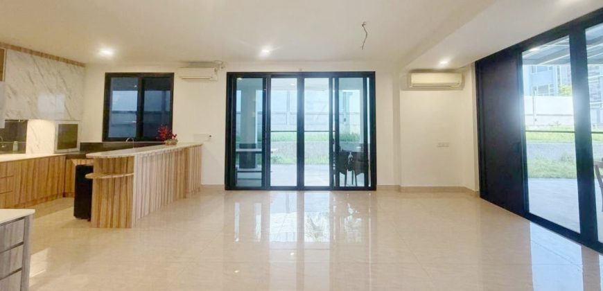 Horizon Hills – 2 Storey Bungalow House – FOR SALE