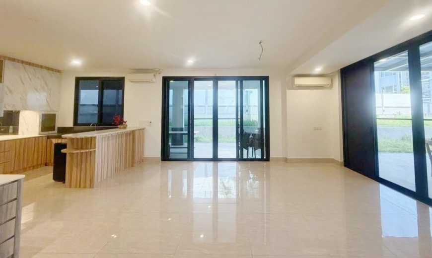 Horizon Hills – 2 Storey Bungalow House – FOR SALE