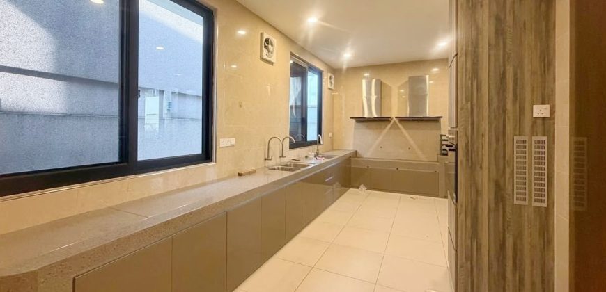 Horizon Hills – 2 Storey Bungalow House – FOR SALE