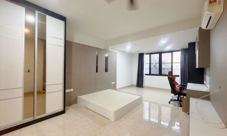 Horizon Hills – 2 Storey Bungalow House – FOR SALE