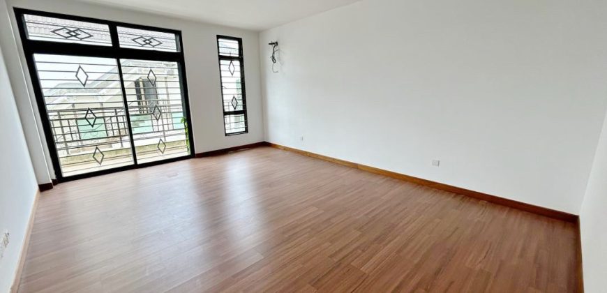 Laguna Heights @ Taman Laguna – 3 Storey Bungalow House – FOR SALE