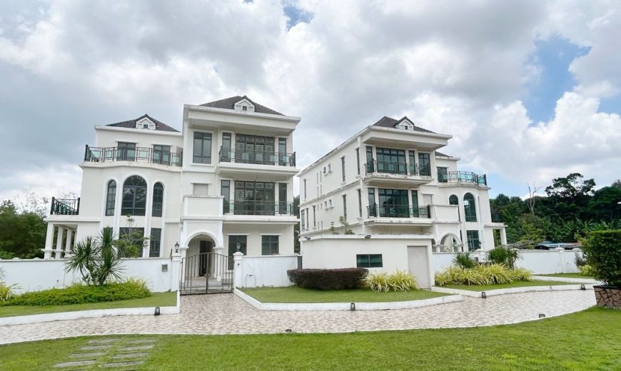Laguna Heights @ Taman Laguna – 3 Storey Bungalow House – FOR SALE